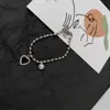Ventas Directas de Fábrica Personalizada de Moda Cadena para Clavícula de Perla Asimétrica con Forma de Corazón Collar Gargantilla Corta Femenina Nicho