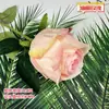 Flor de Rosa Artificial Haste Única Múltiplas Cabeças Rosa Vermelha Decoração de Casa Casamento Arranjo Flor Artificial Feita à Mão Atacado Transfronteiriço