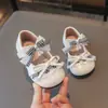 Sapatos de Princesa Lolita com Renda Francesa para Meninas 2026 Primavera Novo Laço Sapatos de Couro para Meninas Pequenas Flats Antiderrapantes