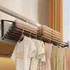 Cabide para beliche de dormitório, um cabide de roupa de cabeceira que economiza espaço armazenando roupas à noite