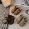 Mules Cerrados estilo Birkenstock con Hebilla Retro para Mujer, Nueva Versión Coreana de Otoño, Pantuflas de Plataforma de Suela Gruesa que Aumentan la Altura para Mujer
