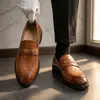 Zapatos de cuero casuales de moda 2026 para transmisión en vivo, superventas, tallas 38-48, zapatos de cuero casuales de punta