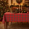 Mantel Rectangular, Stock Disponible, Patrón Tartán Cuadros Teñido en Hilo Poliéster-Algodón con Borde Dobladillo, Múltiples Diseños Disponibles para Comedor, Fiesta Navideña y Decoración del Hogar, Suministro Directo de Fábrica