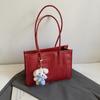 Bolso de Hombro Coreano de Gran Capacidad en Contraste 2025 Otoño e Invierno Nuevo Bolso Tote Empalmado Casual Simple para Viajar Bolso Sobaco