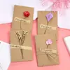 Cartões de aniversário criativos estilo retrô, cartões de felicitações de alta qualidade, papel kraft, DIY com flores secas, para expressar gratidão e enviar bênçãos, adequados para formatura e o Festival Qixi