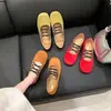 Zapatos Mary Jane retro-chic, a la moda y delicados para mujer, combinados con faldas, nuevos zapatos planos casuales versátiles de tendencia para el verano 2026