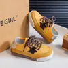 Zapatillas retro versátiles para niños, zapatillas de entrenamiento alemanas para niñas, zapatos casuales para exteriores para niños, nuevas zapatillas de primavera con estampado de estrellas