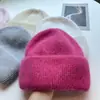Nuevo Gorro de Punto de Pelo de Conejo 2026 en Rojo Rosa para Otoño e Invierno, Gorro de Lana para Mujer, Venta al por Mayor de Fábrica en Stock