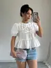 Camisa Corta Blanca de Mujer Hecha a Medida con Doble Lazo Abullonado, Manga Corta, Cuello Redondo, Dobladillo Fruncido, Estilo Francés Workwear