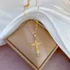 [Aço Titânio] Colar de Ouro Real Totalmente Cravejado com Diamantes Cruzados Micro-incrustados Corrente para Clavícula Vermelho Cibernético para Mulheres Acessórios de Contas de Transferência