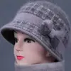 Otoño Invierno Mujer de mediana edad y anciana Cálido con felpa interior Sombrero de lana para madre Sombrero de pescador tejido con protección para las orejas y protección contra el frío de pelo de conejo para señora mayor abuela