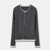 26 Novidades de Início de Outono Gola Redonda Slim Fit Listrado Falso Duas Peças Suéter Feminino Manga Longa Malha Elástica Camisa Básica Top Emagrecedor