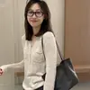 Camiseta de punto de manga larga con cuello polo estilo vintage para mujer, adecuada para usar en otoño, corte ajustado, y se puede usar como capa exterior o como capa base, fina y ligera