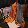 Pañuelo de Seda de Puntos, Estilo Coreano de Alta Gama Versátil Falso Seda 70cm Pañuelo Pequeño, Fajín Decorativo, Lazo para el Cabello, Pañuelo para la Cabeza, Pañuelo para el Cuello