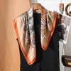 Pañuelo Cuadrado Pequeño de Verano Delgado y Suave, Bufanda Decorativa Versátil y Elegante para el Cuello, Pañuelo de Seda Artístico, Fresco y de Gama Alta para Mujeres