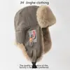 Chapéu Espesso de Inverno Lei Feng para Homens e Mulheres, Chapéu à Prova de Vento e Quente com Proteção para as Orelhas, Chapéu de Algodão com Corrente e Patch de Pelúcia, Comércio Exterior Transfronteiriço