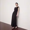 Artículo de moda caliente transfronterizo al por mayor para mujer verano 2026 nuevo vestido plisado sin mangas de cuello redondo con hombros descubiertos HBZW800756