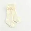 Calcetines de Algodón para Bebé de Longitud Media para Primavera y Otoño, Calcetines Sueltos de Color Sólido con Moño para Bebés de 0 a 1 Año, Calcetines de Longitud Media Estilo Princesa Coreana