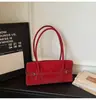 Bolso Baguette de Terciopelo PU Rojo de Moda de Gran Capacidad para Mujer, Nuevo Bolso de Hombro/Axila Tendencia 2026, Bolso de Mano