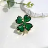 Broche de Novo Estilo Transfronteiriço, Corsage Colorido para Mulheres, Alfinete Exquisito, Estilo Retrô Europeu e Americano, Acessório para Terno, Joia Anti-Exposição