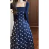 Vestido Suspensório Floral Azul Retrô Suave Estilo Francês, Único e Bonito, Vestido Longo Elegante que Marca a Cintura, Primavera 2026
