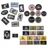 Parche de Tela Bordado Blanco y Negro Borde Rojo Impreso Velcro Criaturas Animales Insignia Cuadrada Parche Táctico Velcro