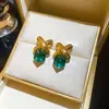 Pendientes Cuadrados de Cristal Aguja de Plata Retro Lujo Ligero Temperamento Versátiles para el Trabajo Pendientes de Diseño Nicho para Mujer