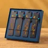 Regalo del Día del Maestro de Redwood Estilo Nacional Antiguo Hueco Blanco Creativo Madera Marcador de Libros Caja de Regalo Traje de Regalo Venta al por Mayor