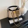 Bolso de Cadena Acolchado Estilo Tweed Gran Capacidad Hombro Único Bolso de Axila para Mujer Nuevo Otoño e Invierno 2025 Bolso Cruzado Mate