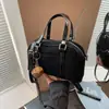 Bolsa Almohada 2025 Bolso Bandolera Exterior Individual para Mujer Otoño e Invierno Boston Viajero Nuevo Bolso de Hombro Único para la Axila Moda Versión Coreana