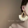 Pendientes Exagerados de Ratán Trenzado con Borlas Estilo Bohemio Retro para Vacaciones en la Isla Pendientes de Diseño de Nicho de Alta Gama para Mujer