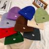 2024 Novo Outono e Inverno Estilo Coreano All-match Quente Grande Cabeça Protetores de Orelhas Gorro de Lã Espessado para Rosto Mostrado Chapéu Pequeno Chapéu de Malha