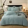 Juego de Cuatro Piezas de Algodón 100% Puro Clase A Espesado Cepillado Otoño e Invierno Juego de Cama Venta al por Mayor desde Fabricante Transfronterizo