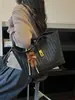 Bolsa Feminina Transfronteiriça Moda para o Trabalho Bolsa de Ombro Henggeng Novo Estilo Personalidade Grande Capacidade Bolsa de Ombro Único Bolsa Tote Tendência Temperamento