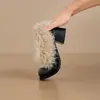 Zapatos de tacón alto, mullidos, con forro de polar, a la moda, para mujer, nueva colección invierno 2026, mocasines de punta redonda, Mary Janes de tacón grueso, zapatos pequeños de piel