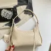 Bolsa de Ombro Grande para o Dia a Dia Feminina, Padrão Trançado, Estilo Novo Verão 2026, Moda Coreana, Cor Sólida, Bolsa de Axila