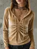 2026 Ropa de otoño e invierno para mujer transfronteriza europea y americana, nuevo jersey de terciopelo con capucha y cordón, manga larga, plisado