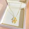 Design Estilo Coreano Colar de Aço Titânio com Laço de Zircônia para Mulheres Corrente de Clavícula Full Diamond Fashion Exquisito Joia Versátil de Luxo Leve