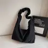 Bolsa Plissada Estilo Novo 2025 para Mulheres, Bolsa Simples Casual de Ombro, Grande Capacidade, Cor Sólida, Bolsa Tote Versátil para o Dia a Dia