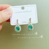 Aretes de Circonita Colorida con Aguja de Plata S925 para Mujer Aretes Retro Europeos y Americanos Lujo Accesible Diseño Elegante de Alta Gama Aretes Coloridos
