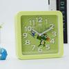 Tienda de diez yuanes suministro reloj despertador digital de dibujos animados cuadrado coreano de tres dimensiones reloj de despertador para estudiantes de noche artículos de tocador diarios