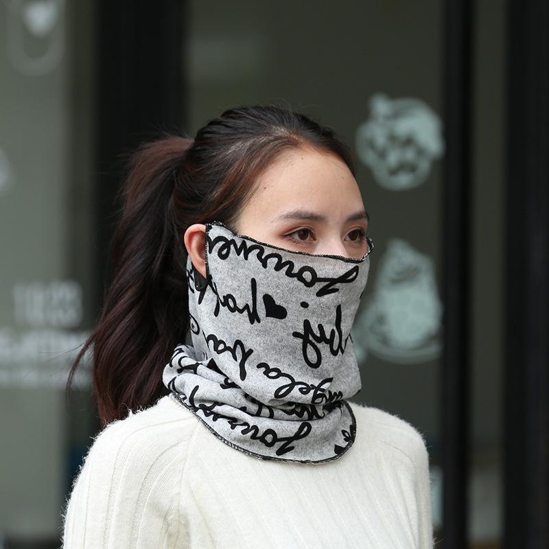 灰底字母爱心
