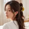 Pinza para el cabello de tamaño mediano de lunares blancos y negros estilo francés, diseñada para la parte trasera de la cabeza, un accesorio para el cabello nuevo y elegante con un aspecto sofisticado y con estilo