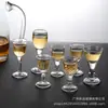 Suministro máquina presión copa de vino pequeña vaso de cristal Maotai copa de cristal copa tallada copa de vino blanco copa para licores