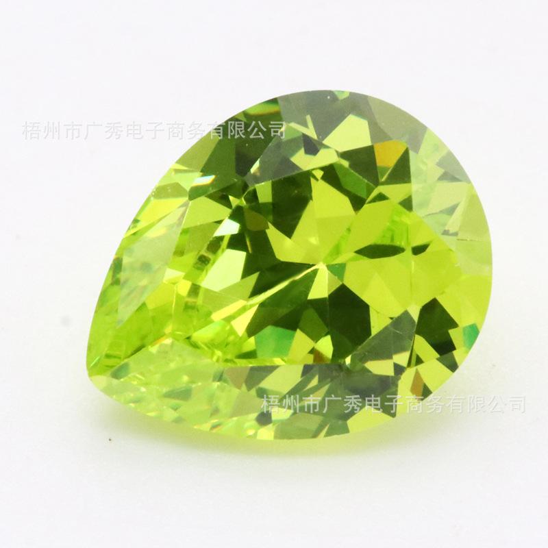 梨形苹果绿锆石