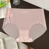 Calcinha feminina ultra-fina semi-transparente de seda gelo com toque nude, fundo antibacteriano de seda de amoreira, calcinha feminina triangular sem marcação