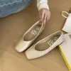Novos Mocassins Ballet Tecidos Raso Macio Slip-On Estilo Retrô Francês Primavera 2026 para Mulheres