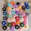 Flor de lana hecha a mano diy flor pompón accesorios terminados horquilla broche material de tejido ropa sombrero accesorios de flores