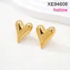 Moda Europea y Americana Transfronteriza Más Vendidos Pendientes Geométricos Huecos Chapados en Oro Pendientes de Acero de Titanio de Gama Alta Pendientes Joyería con Forma de Corazón para Mujer
