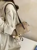 Elegante y texturizada Bolsa Boston de Bolos para Mujer, Bolso de Hombro Minimalista Versátil, Bolso Tote de Gran Capacidad, Bolso Almohada de Mano